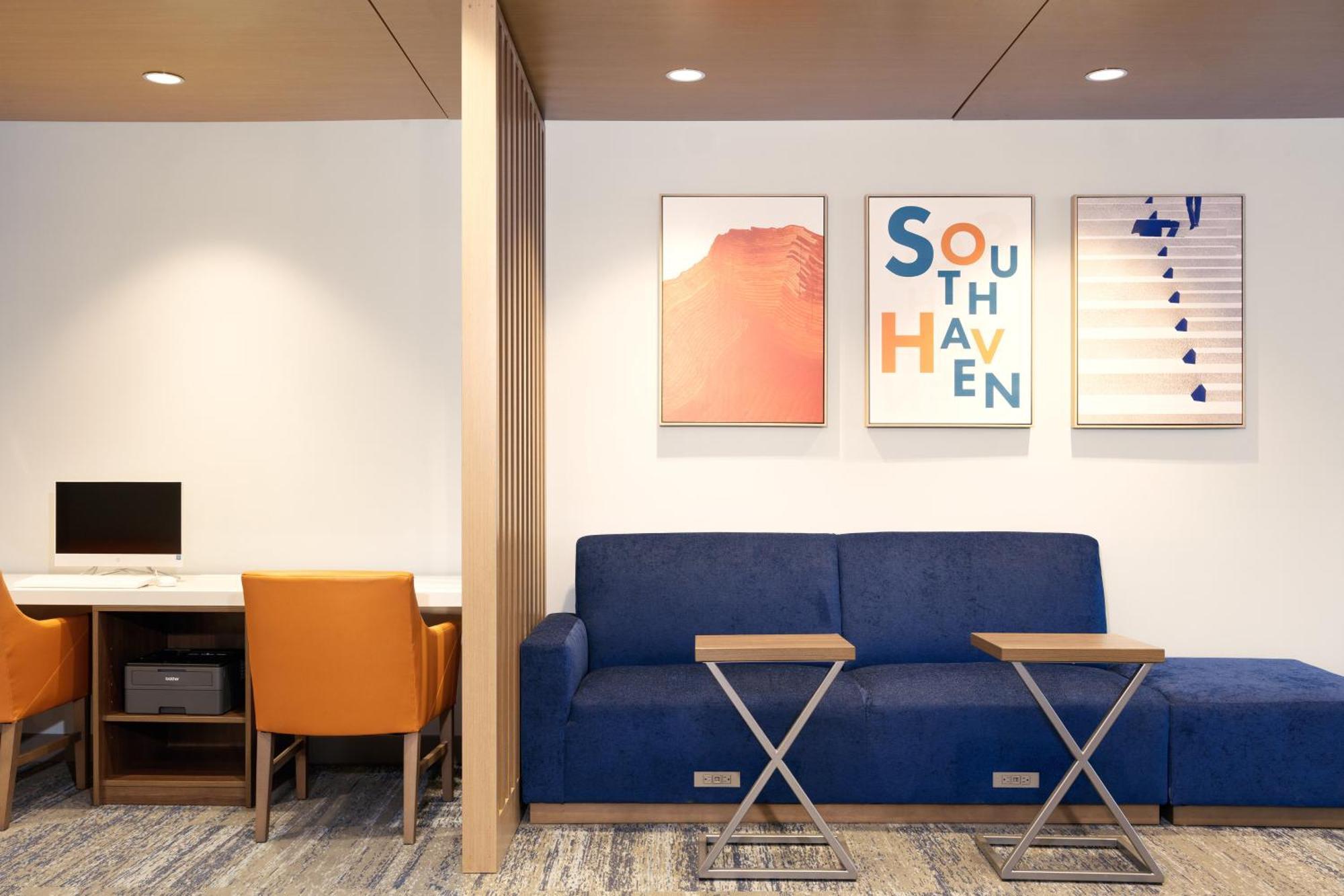 Holiday Inn Express Hotel & Suites Terre Haute By Ihg Екстериор снимка