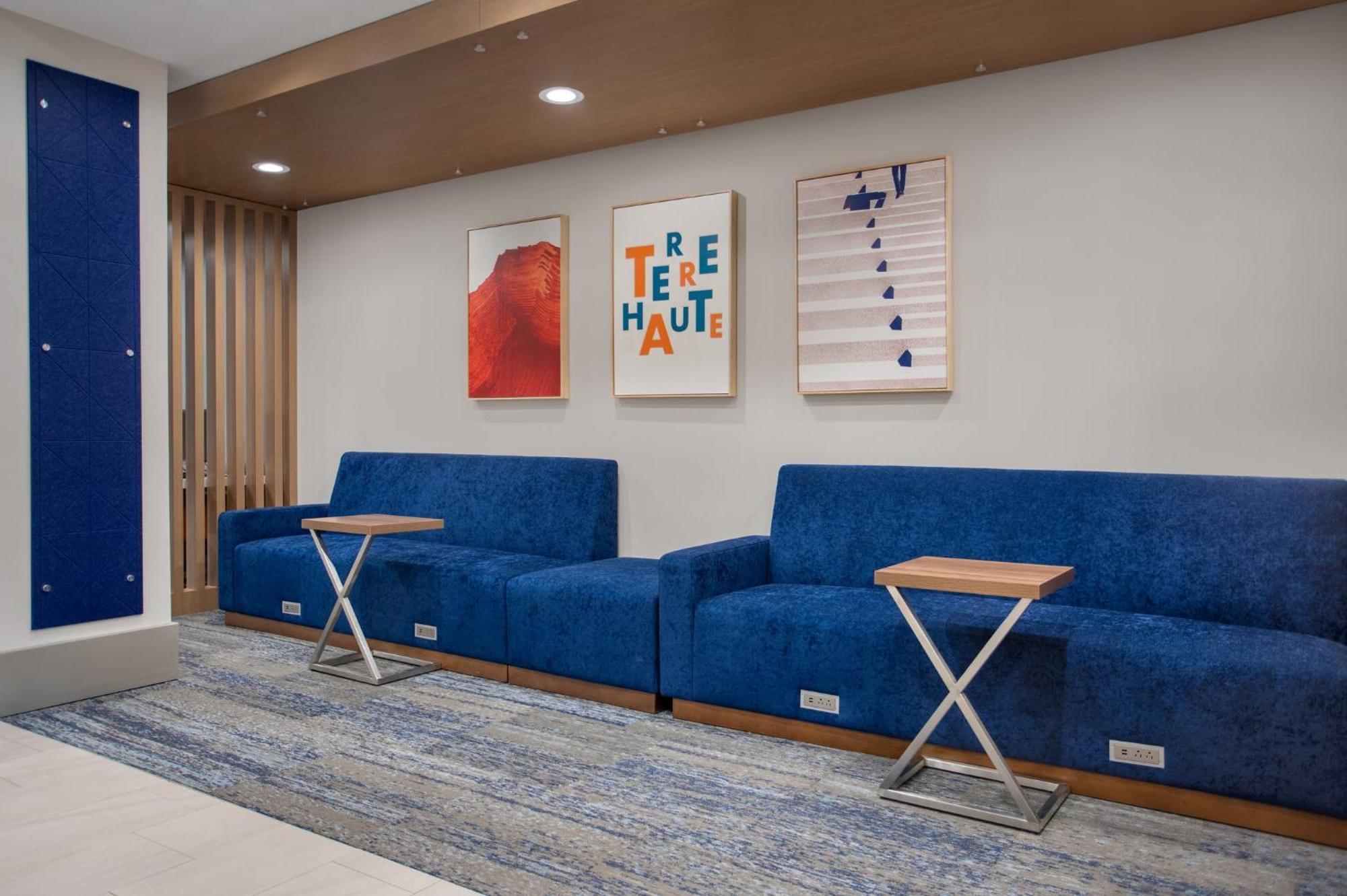 Holiday Inn Express Hotel & Suites Terre Haute By Ihg Екстериор снимка