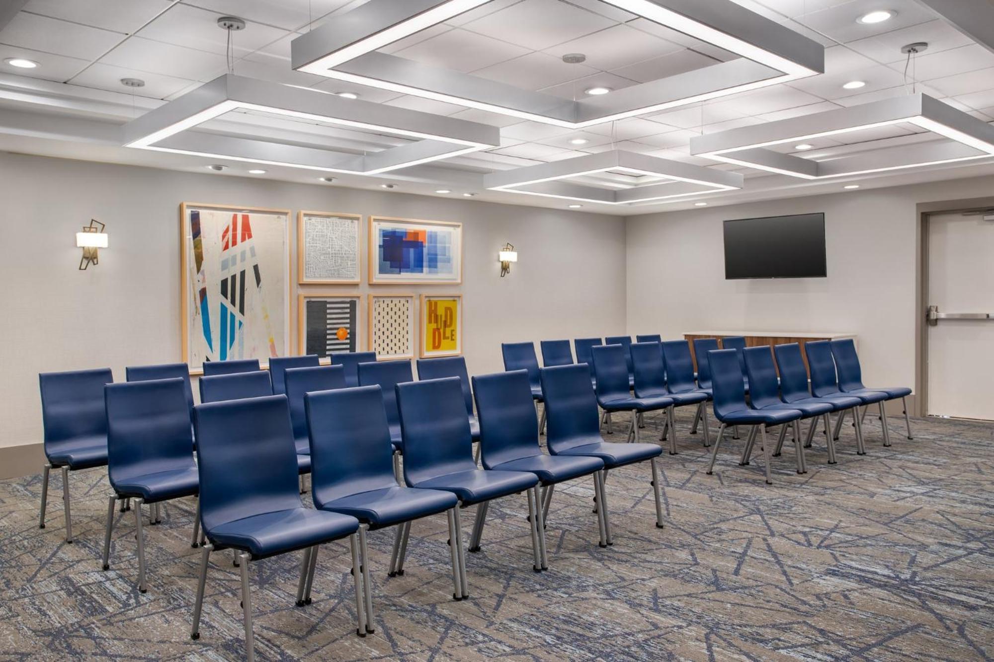 Holiday Inn Express Hotel & Suites Terre Haute By Ihg Екстериор снимка